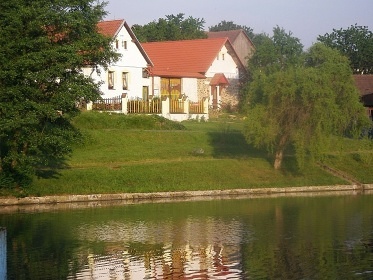 Chalupa Blažejovice - Loket - přehrada Švihov