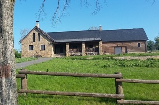 Nov� objekt: Chalupa Ch�iby - samota a lesy - hrad Buchlov 1M-110