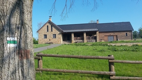 Chalupa Ch�iby - samota a lesy - hrad Buchlov