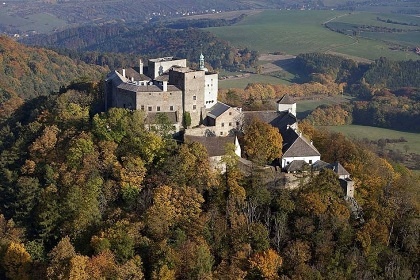 Chalupa Ch�iby - samota a lesy - hrad Buchlov