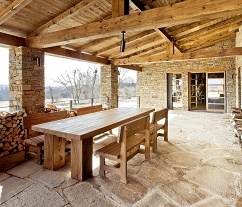 Chata Ch�iby - samota a lesy - hrad Buchlov