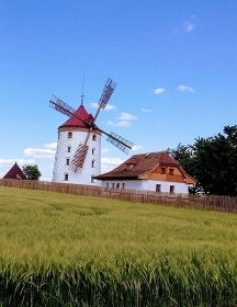 Chalupa CHKO Kokořínsko - Mšeno - Máchův kraj