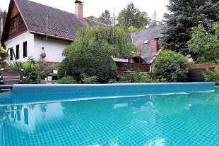 Nov� objekt: Chalupa s baz�nem - Park Mon�nec - Zoo V�trovy 2C-111