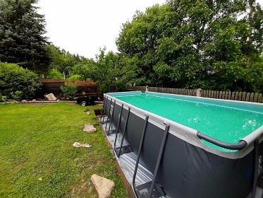 Chalupa s baz�nem - Park Mon�nec - Zoo V�trovy