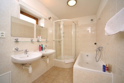 Villa 6 Vrchlabí - pronájem Roubenky Krkonoše