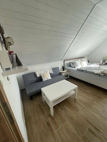 Chalupa samota u Bechyn� - oblast Toulava