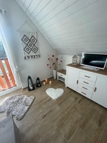 Chalupa samota u Bechyn� - oblast Toulava