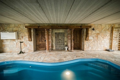 Luxusní srub - bazén a wellness - Český ráj