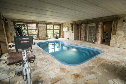 Luxusní srub - bazén a wellness - Český ráj