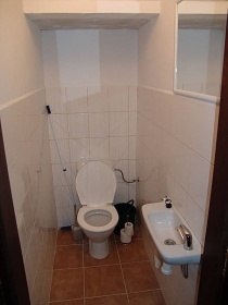 Chalupa u cyklostezky - z�mek Kamenice nad Lipou