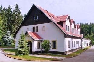 Nov� objekt: Chaty a h�jovna CHKO Blan�k - Mlad� Vo�ice 2C-115