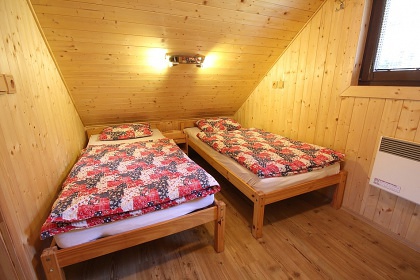 Srubov� chata s v��ivkou - Trutnovsko - Mlad� Buky