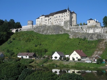Chalupa Otryby - Soběšín_hrad Český Šternberk