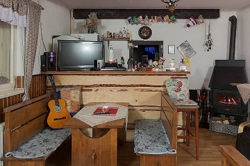 Chata se saunou - na Kn�ec� cest� - hora Radho��