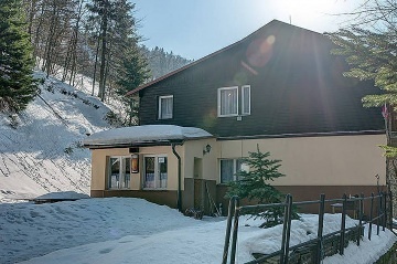 Chata se saunou - na Kn�ec� cest� - hora Radho��