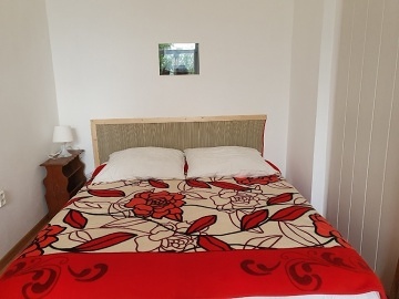D�m u �eky Oh�e - hrad Hazmburk - Louny