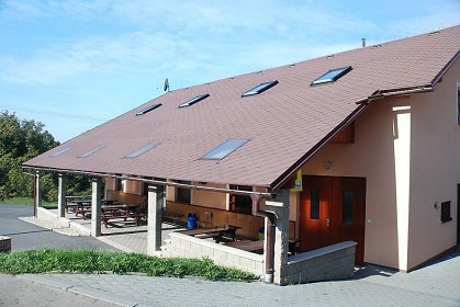 Chata a h�i�t� - Jizersk� hory a Krkono�e