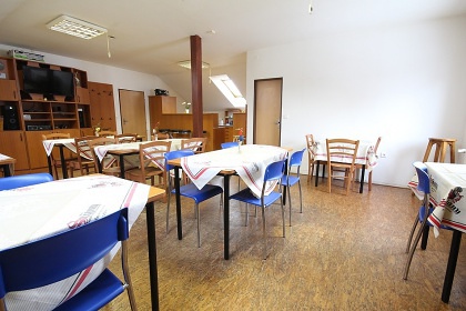 Chata a h�i�t� - Jizersk� hory a Krkono�e