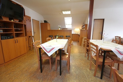 Chata a h�i�t� - Jizersk� hory a Krkono�e