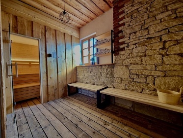 Chalupa a baz�n - Toulcovy Ma�tale - ���rsk� vrchy