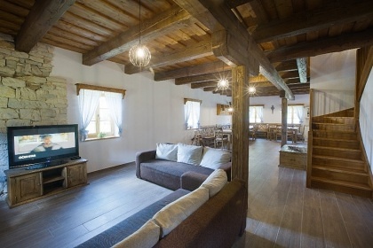 Chalupa a baz�n - Toulcovy Ma�tale - ���rsk� vrchy