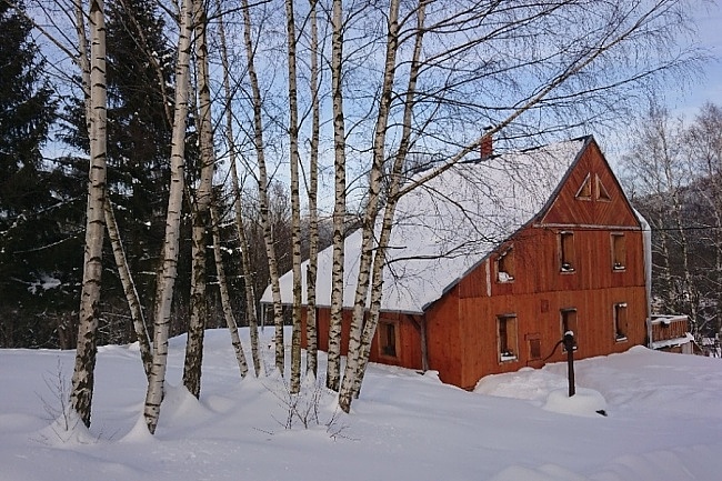 Chata Jizersk hory - bazn, sauna a dtsk hit