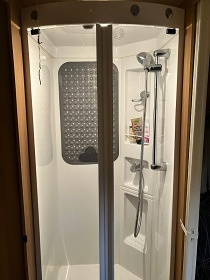 Glamping Karavan u Konopit - Beneov