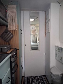 Glamping Karavan u Konopi�t� - Bene�ov