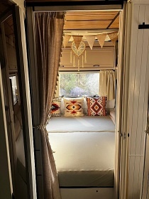 Glamping u Konopi�t� - T�nec nad S�zavou - Slapy