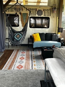 Glamping u Konopi�t� - T�nec nad S�zavou - Slapy