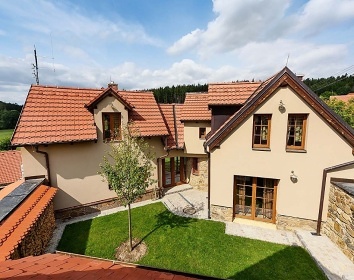 Chalupa Lodge - Varvažov - hrad Zvíkov