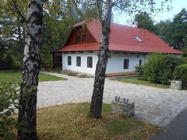 Wellness chalupa a koupac� jez�rko - Radho��