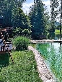 Wellness chalupa a koupac� jez�rko - Radho��