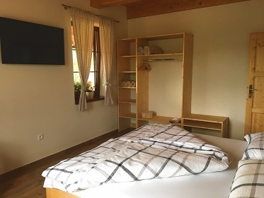 Rodinn chalupa - vyhvan bazn - Doln Morava