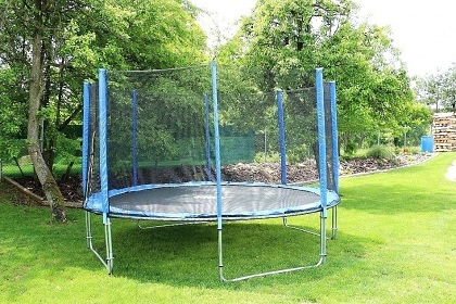 Rouben chalupa a bazn - Bystice nad Perntejnem