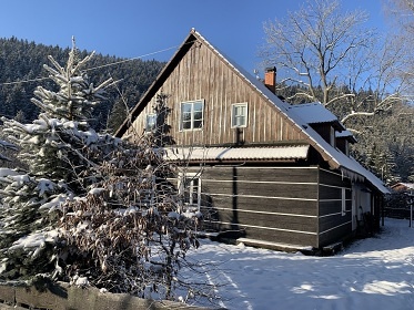 Chalupa s baznem - Lys hora - Visalaje