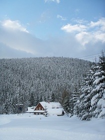 Chalupa s baznem - Lys hora - Visalaje