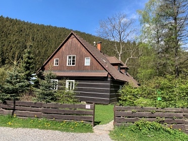 Chalupa s baznem - Lys hora - Visalaje