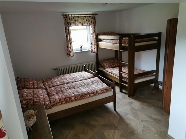Chata s bazénem - Broumovské stěny - Adršpach