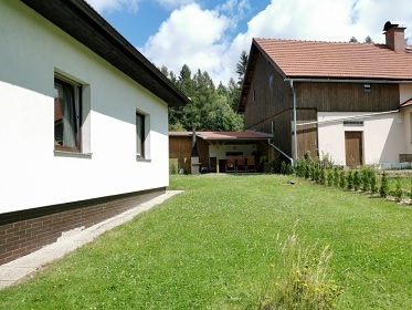 Chata s bazénem - Broumovské stěny - Adršpach