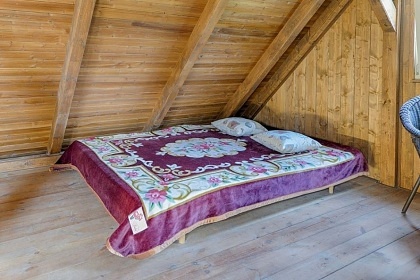 Chalupa kachlov� kamna a sauna - Je�t�d - �esk� Dub