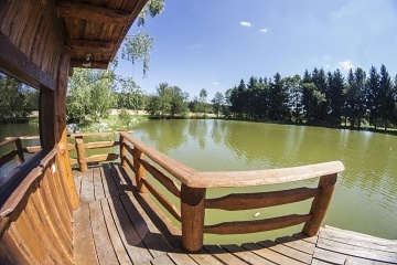 Glamping na vod s wellness - Jindichohradecko