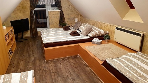 Roubenka Lhota u Nahořan - vodní nádrž Rozkoš
