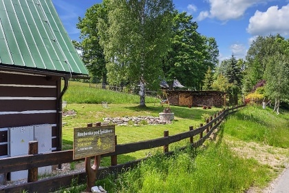 Roubenka pod Špičákem - Deštné v Orl. horách