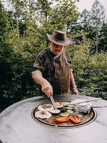 PASECA - Glamour Camping - chata Pyskočely