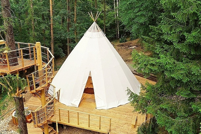 Teepee&Spa Pyskoely - wellness glamping