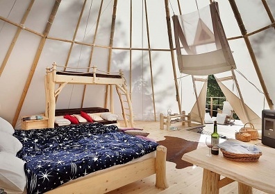 Teepee&Spa Pyskoely - wellness glamping