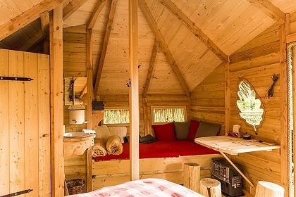 Stromhouse - Glamping Pyskoely na strom