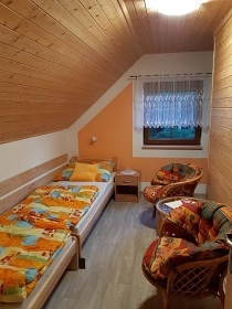 Chata u rybníku Kachlička - Zdislavice - Herálec