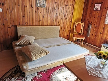 Chata s bazénem - Panská skála - Slunečná